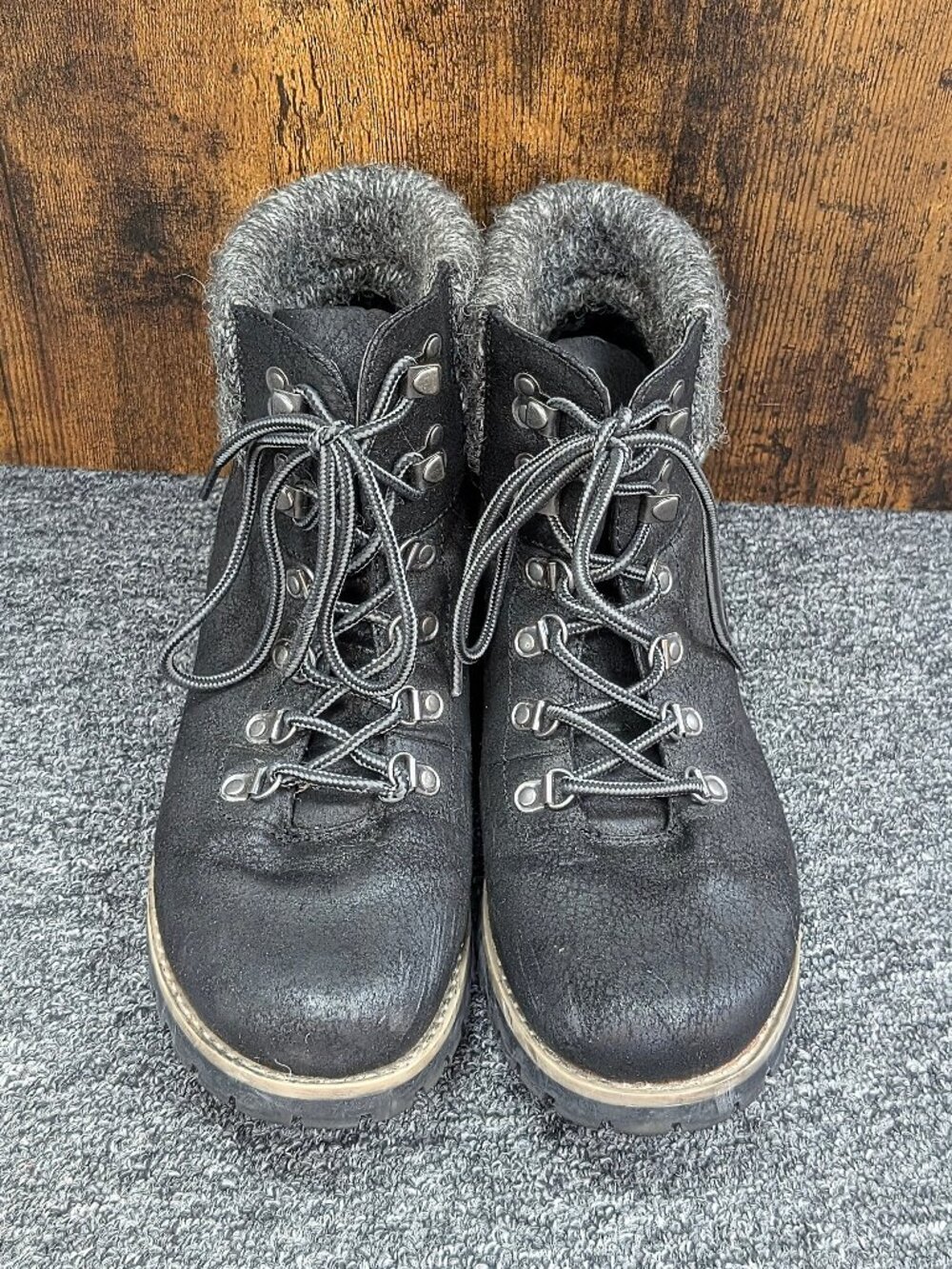 Cliffs Black Ankle Boots
